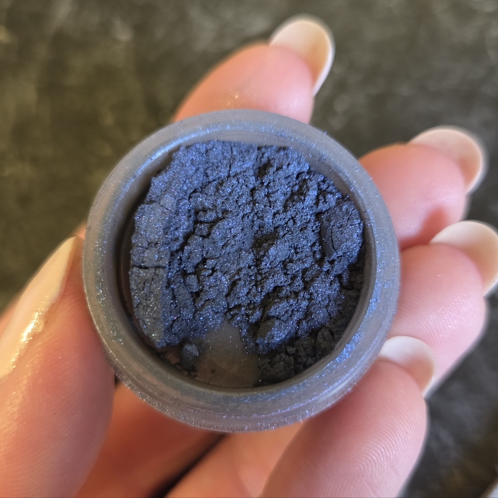 bareMinerals Deep Blue Eyeshadow TWILIGHT